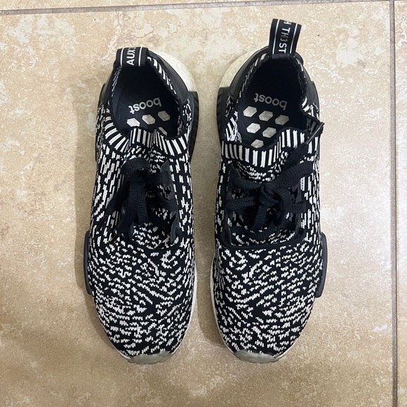 Adidas NMD R1 Primeknit 'Zebra' Size 11 - Picture 4 of 7